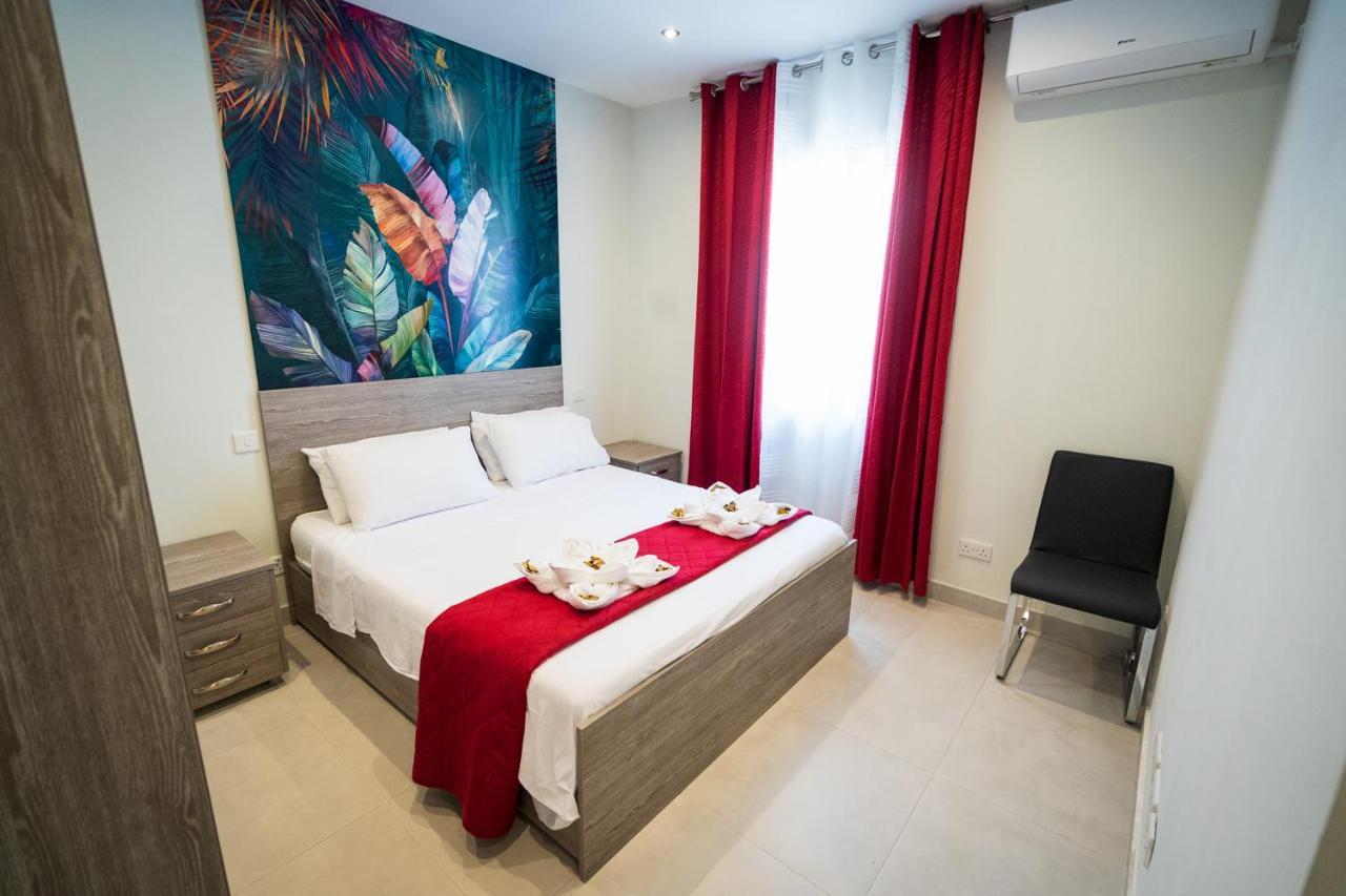 Appartamento Red Rose Marsalforn Esterno foto